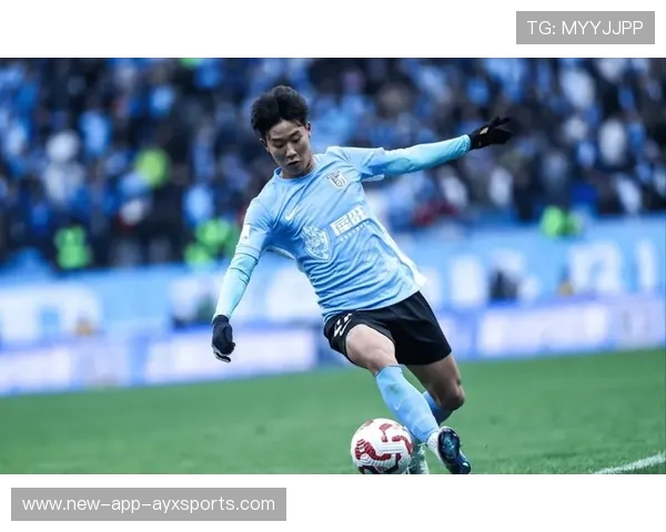 大连英博王禹前场渗透助攻射门，助力球队突破困境